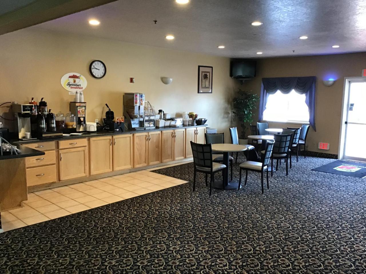 Super 8 By Wyndham Vernal Ut Exterior photo