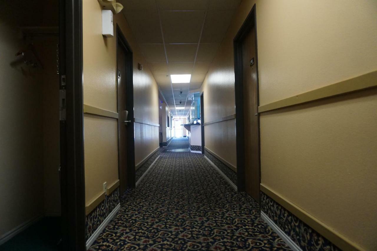 Super 8 By Wyndham Vernal Ut Exterior photo