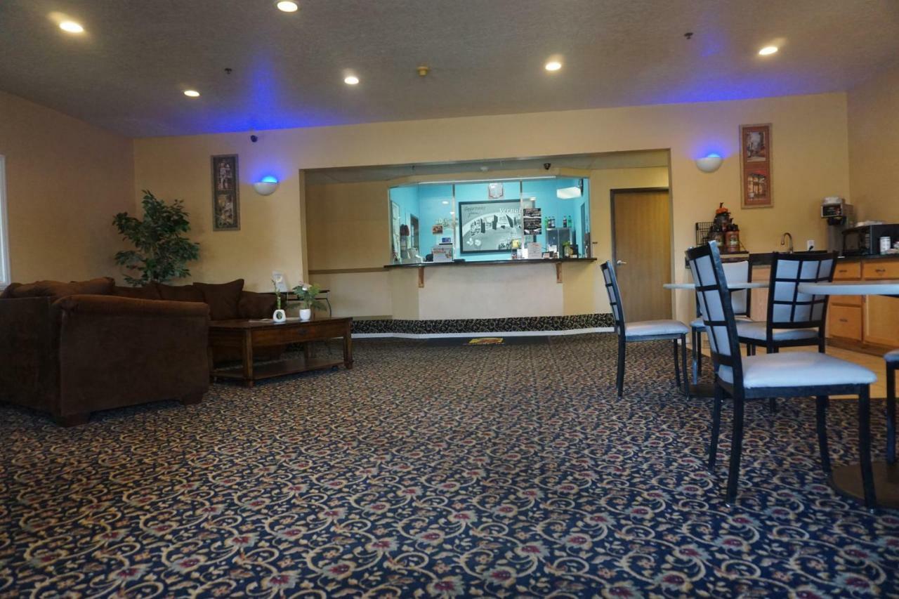 Super 8 By Wyndham Vernal Ut Exterior photo